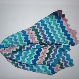 Vintage Afghan Chevron Hand Crochet Zig Zag Blanket/Throw 50x62 Preowned